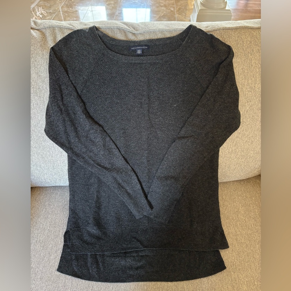 AMERICAN EAGLE KNIT LONG SLEEVE TOP